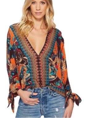 Free People Catch Me If You Can Boho Top Tie Sleeve Small